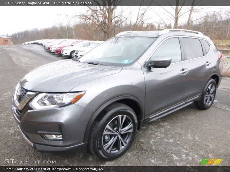 Front 3/4 View of 2017 Rogue SL AWD