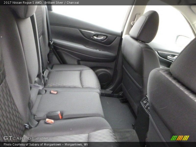 Brilliant Silver / Charcoal 2017 Nissan Rogue S AWD