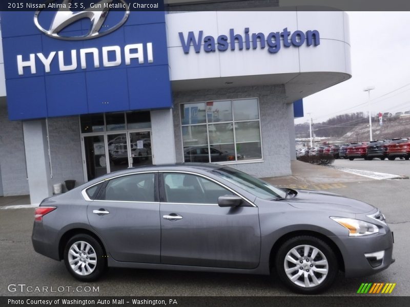 Gun Metallic / Charcoal 2015 Nissan Altima 2.5 S