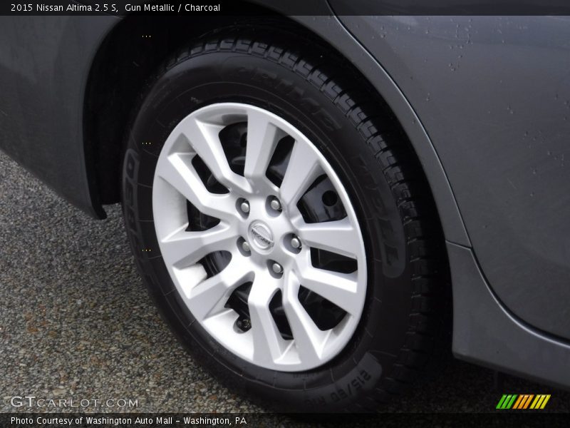 Gun Metallic / Charcoal 2015 Nissan Altima 2.5 S