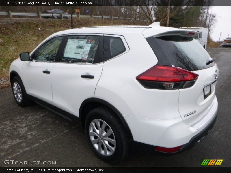 Glacier White / Charcoal 2017 Nissan Rogue S AWD