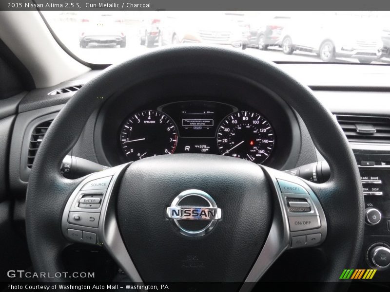 Gun Metallic / Charcoal 2015 Nissan Altima 2.5 S