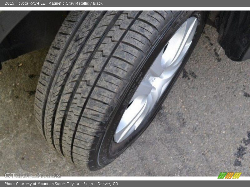 Magnetic Gray Metallic / Black 2015 Toyota RAV4 LE
