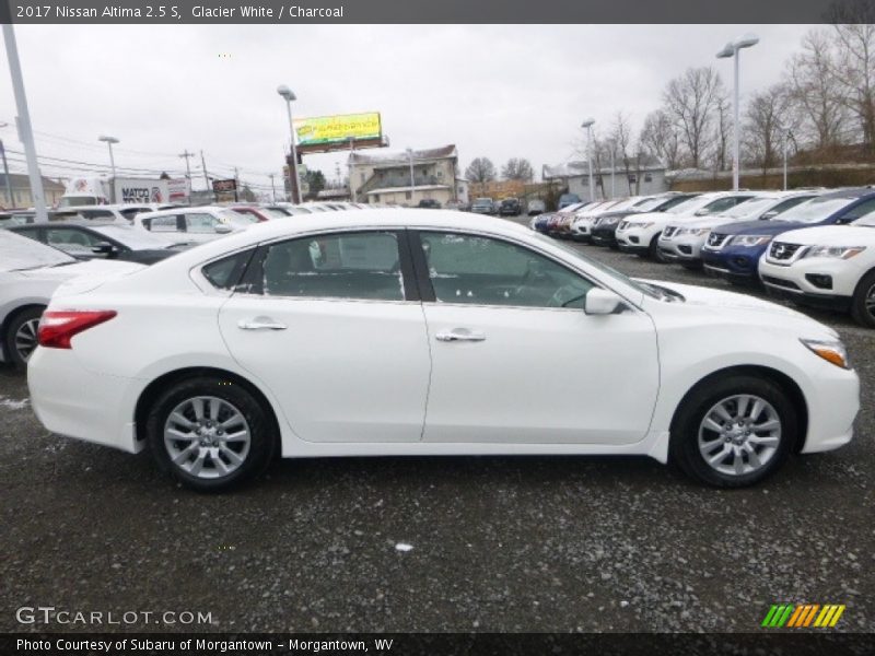 Glacier White / Charcoal 2017 Nissan Altima 2.5 S