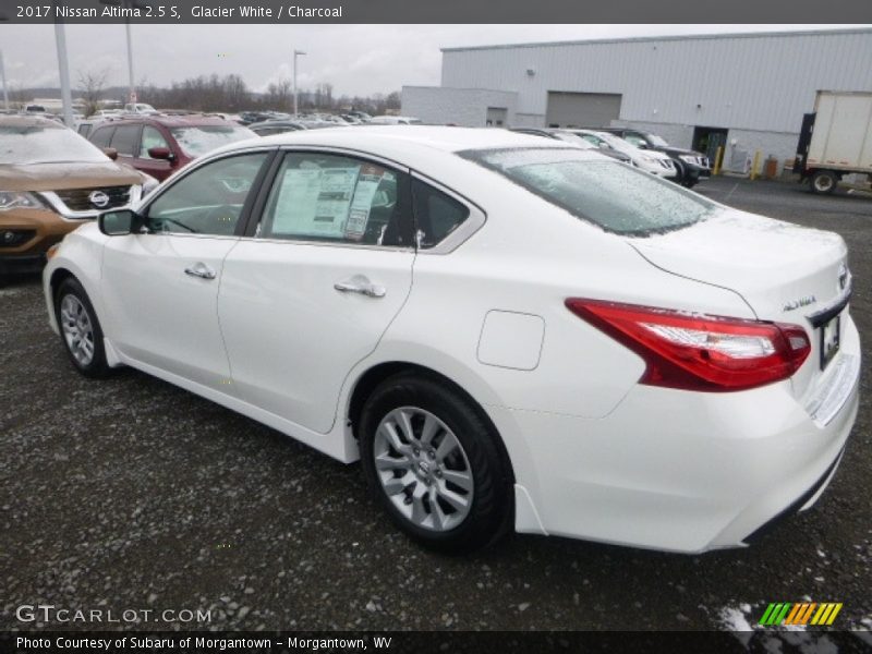 Glacier White / Charcoal 2017 Nissan Altima 2.5 S