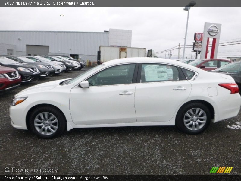 Glacier White / Charcoal 2017 Nissan Altima 2.5 S