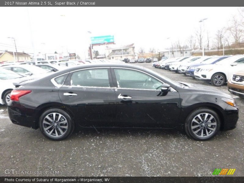 Super Black / Charcoal 2017 Nissan Altima 2.5 SL