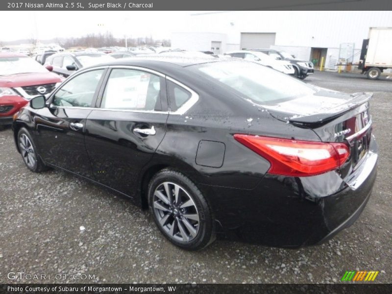 Super Black / Charcoal 2017 Nissan Altima 2.5 SL