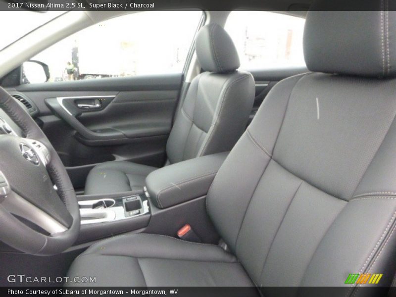 Super Black / Charcoal 2017 Nissan Altima 2.5 SL