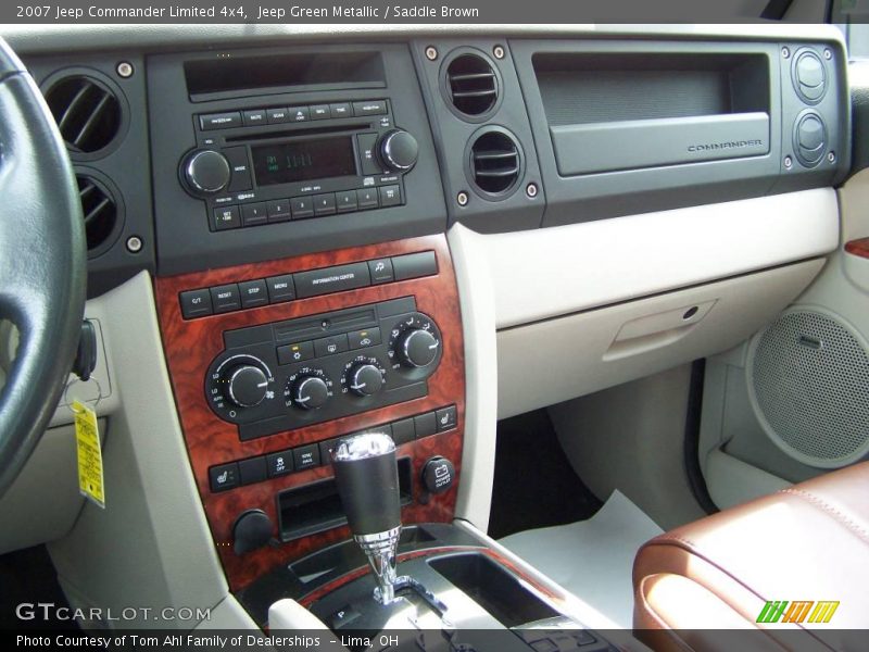 Jeep Green Metallic / Saddle Brown 2007 Jeep Commander Limited 4x4