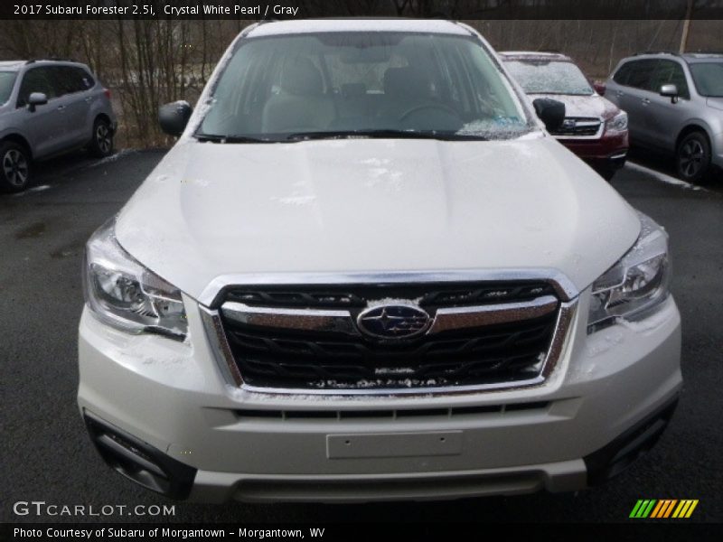 Crystal White Pearl / Gray 2017 Subaru Forester 2.5i