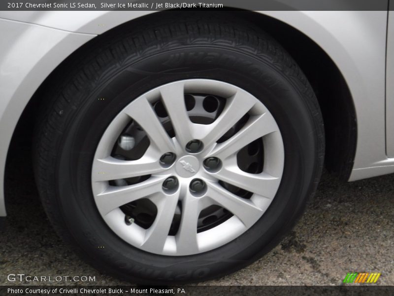Silver Ice Metallic / Jet Black/Dark Titanium 2017 Chevrolet Sonic LS Sedan