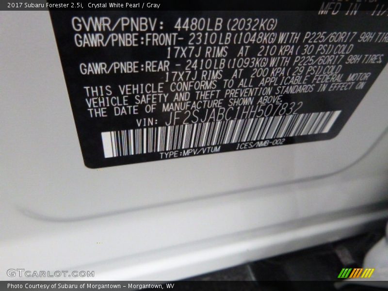 Crystal White Pearl / Gray 2017 Subaru Forester 2.5i