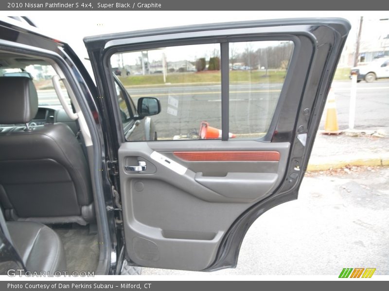 Super Black / Graphite 2010 Nissan Pathfinder S 4x4