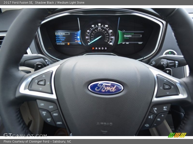Shadow Black / Medium Light Stone 2017 Ford Fusion SE