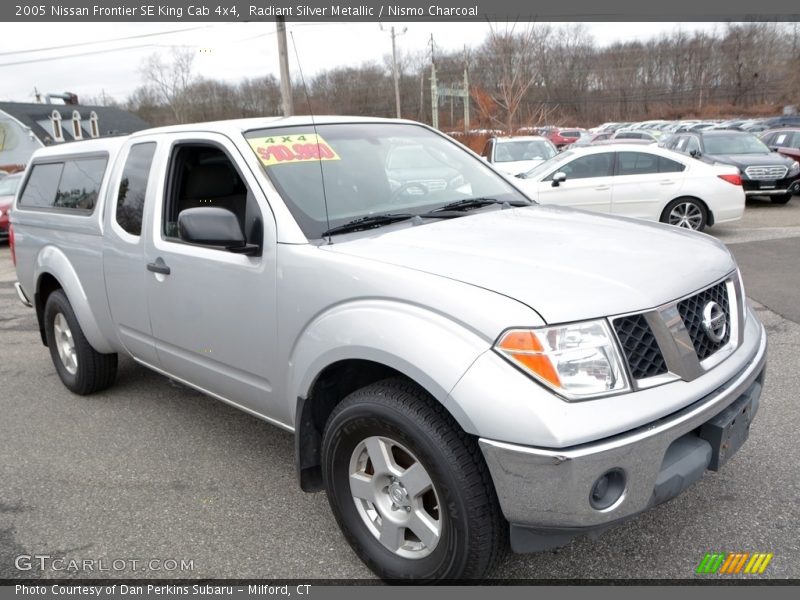 Radiant Silver Metallic / Nismo Charcoal 2005 Nissan Frontier SE King Cab 4x4