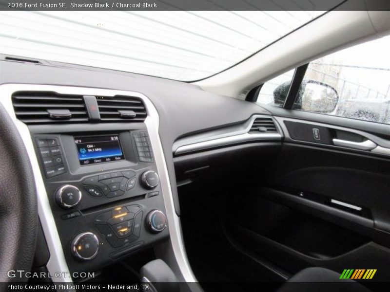 Shadow Black / Charcoal Black 2016 Ford Fusion SE