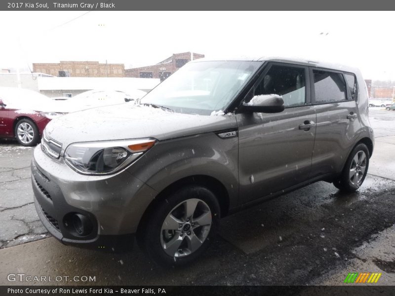 Titanium Gray / Black 2017 Kia Soul