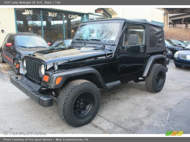 Black / Tan 1997 Jeep Wrangler SE 4x4