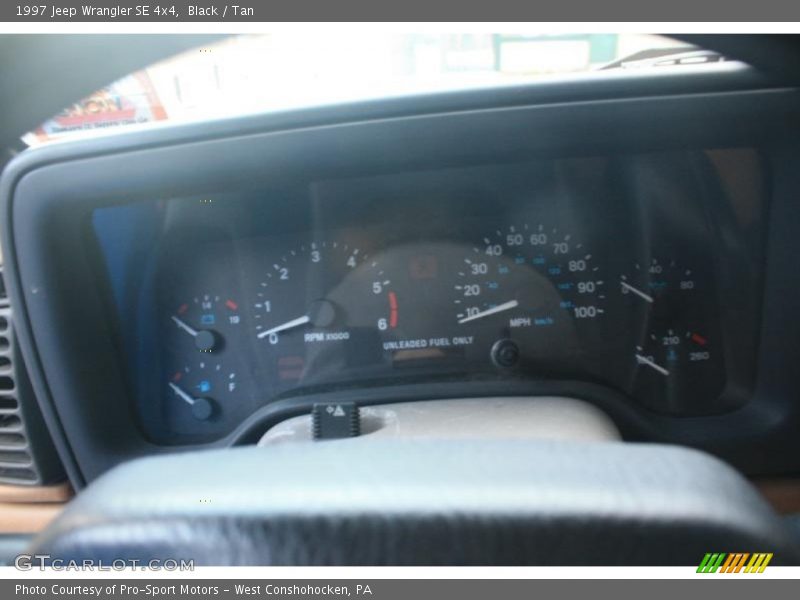 Black / Tan 1997 Jeep Wrangler SE 4x4