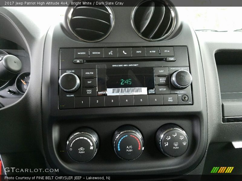 Bright White / Dark Slate Gray 2017 Jeep Patriot High Altitude 4x4