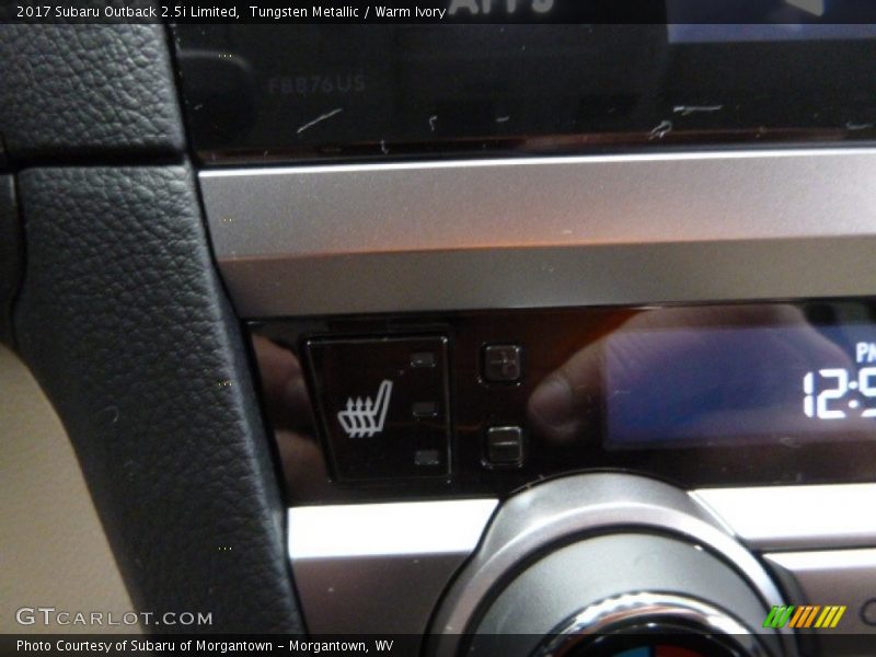 Tungsten Metallic / Warm Ivory 2017 Subaru Outback 2.5i Limited