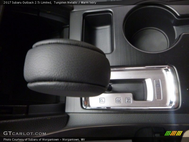 Tungsten Metallic / Warm Ivory 2017 Subaru Outback 2.5i Limited