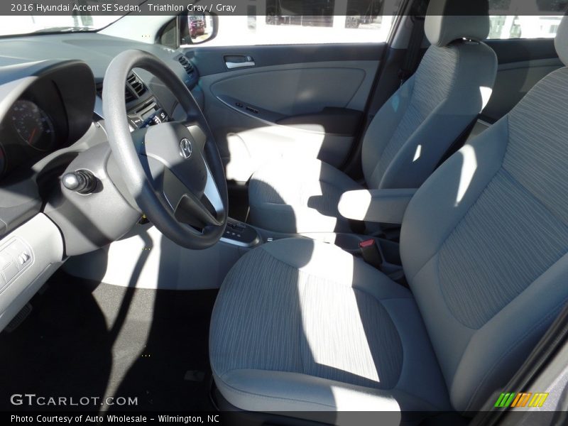 Triathlon Gray / Gray 2016 Hyundai Accent SE Sedan