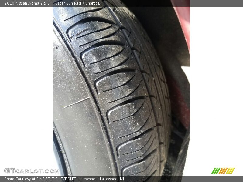 Tuscan Sun Red / Charcoal 2010 Nissan Altima 2.5 S