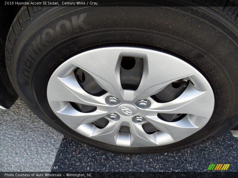 Century White / Gray 2016 Hyundai Accent SE Sedan