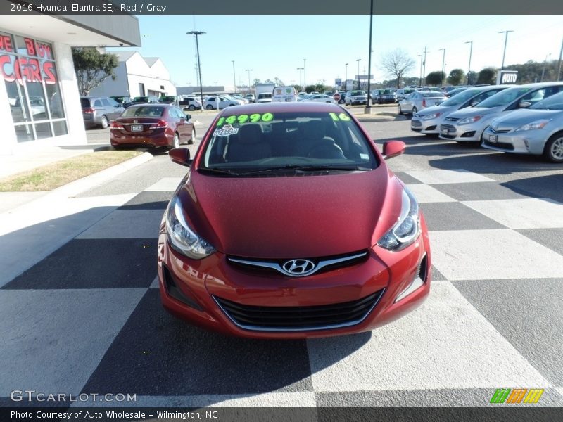 Red / Gray 2016 Hyundai Elantra SE