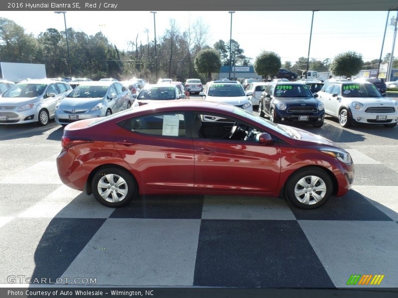 Red / Gray 2016 Hyundai Elantra SE