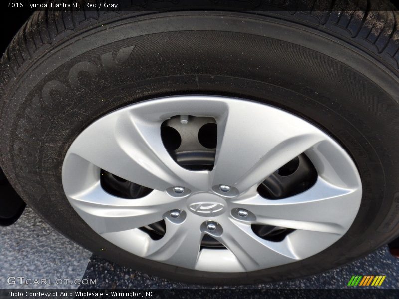 Red / Gray 2016 Hyundai Elantra SE