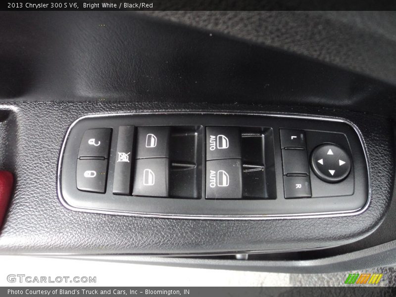 Bright White / Black/Red 2013 Chrysler 300 S V6