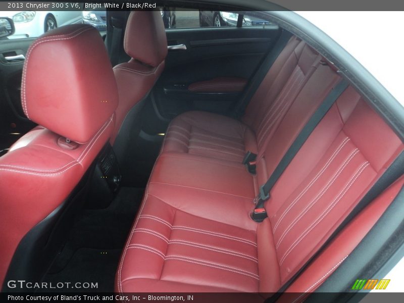 Bright White / Black/Red 2013 Chrysler 300 S V6