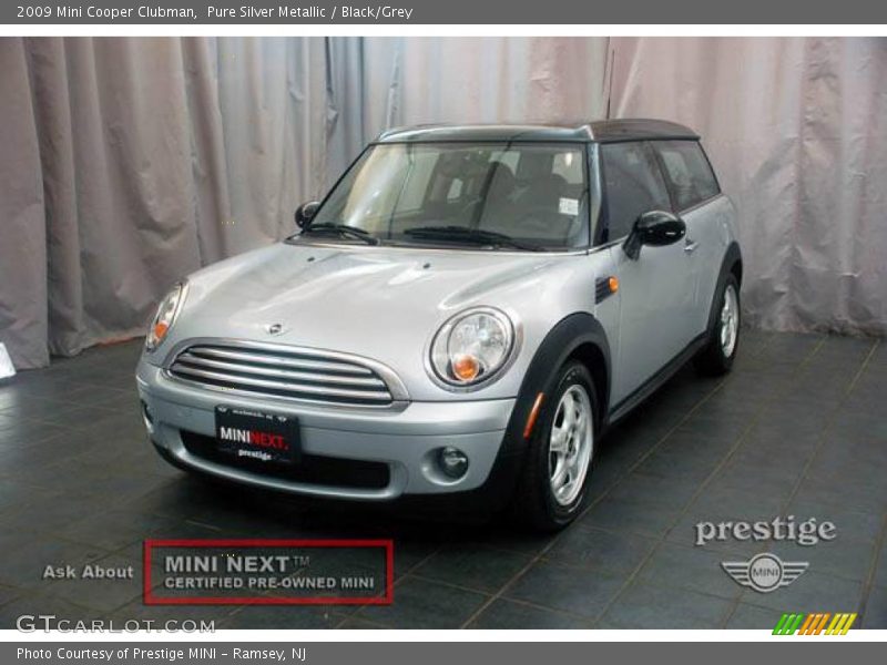 Pure Silver Metallic / Black/Grey 2009 Mini Cooper Clubman