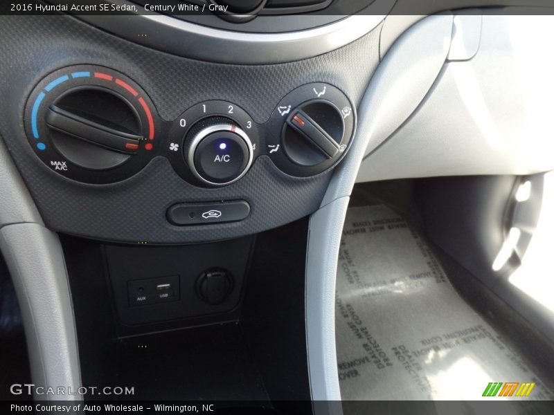 Century White / Gray 2016 Hyundai Accent SE Sedan
