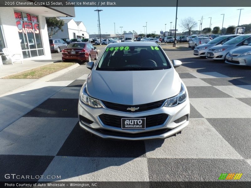 Silver Ice Metallic / Jet Black 2016 Chevrolet Cruze LS Sedan