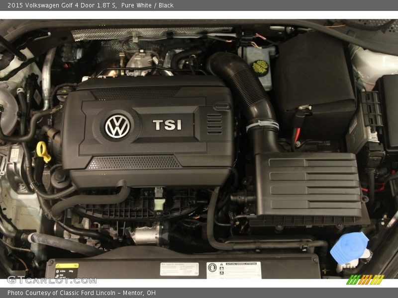 Pure White / Black 2015 Volkswagen Golf 4 Door 1.8T S