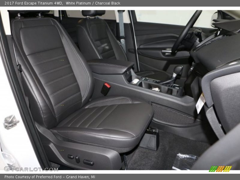 White Platinum / Charcoal Black 2017 Ford Escape Titanium 4WD