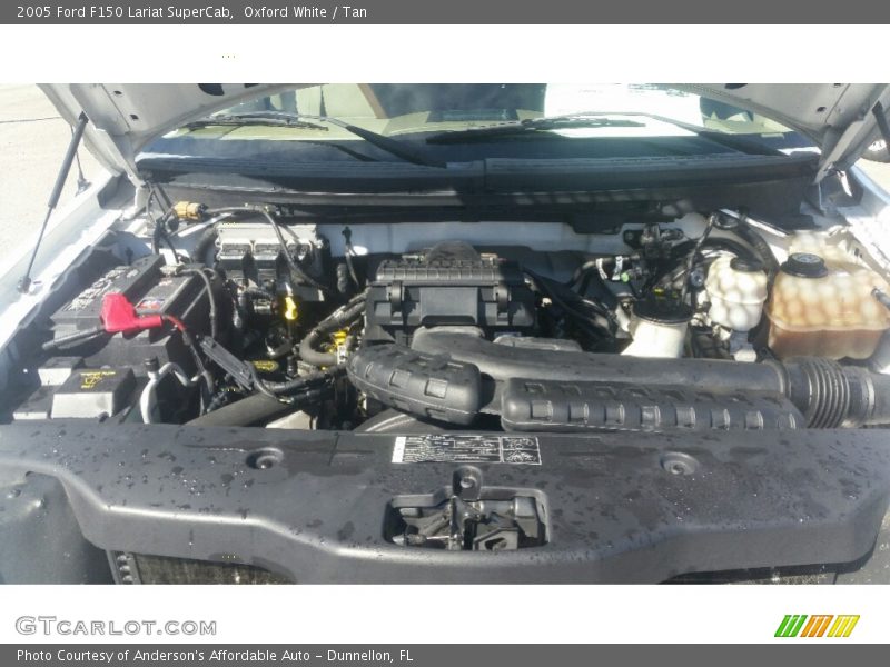 Oxford White / Tan 2005 Ford F150 Lariat SuperCab