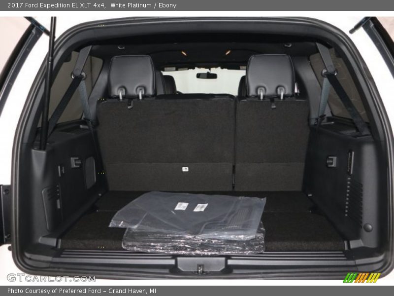 White Platinum / Ebony 2017 Ford Expedition EL XLT 4x4