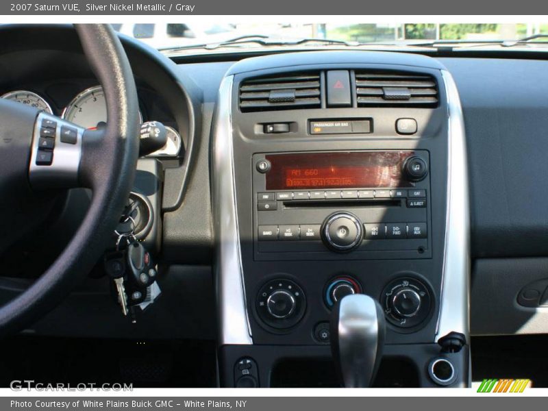 Silver Nickel Metallic / Gray 2007 Saturn VUE