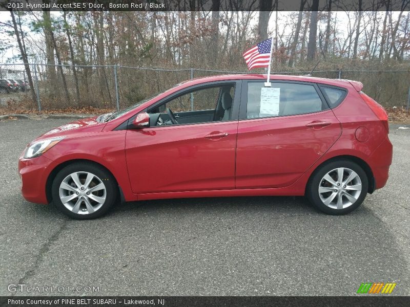 Boston Red / Black 2013 Hyundai Accent SE 5 Door