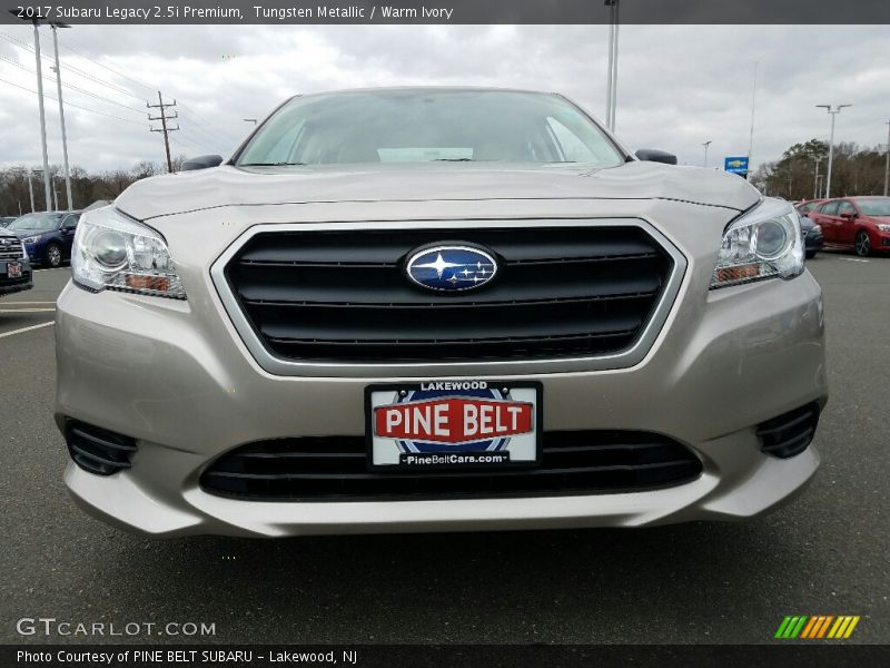 Tungsten Metallic / Warm Ivory 2017 Subaru Legacy 2.5i Premium