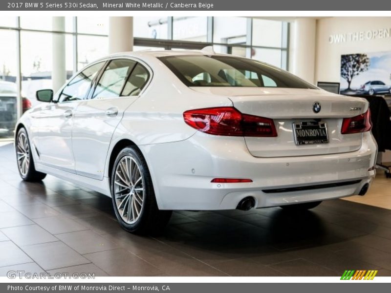 Mineral White Metallic / Canberra Beige 2017 BMW 5 Series 530i Sedan