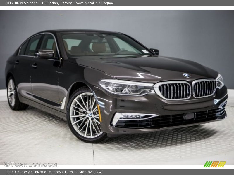 Front 3/4 View of 2017 5 Series 530i Sedan