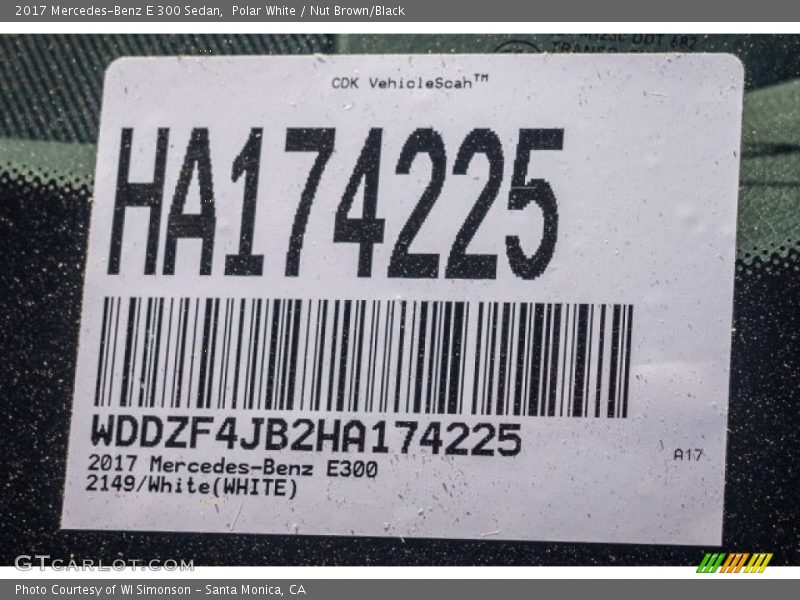 Polar White / Nut Brown/Black 2017 Mercedes-Benz E 300 Sedan