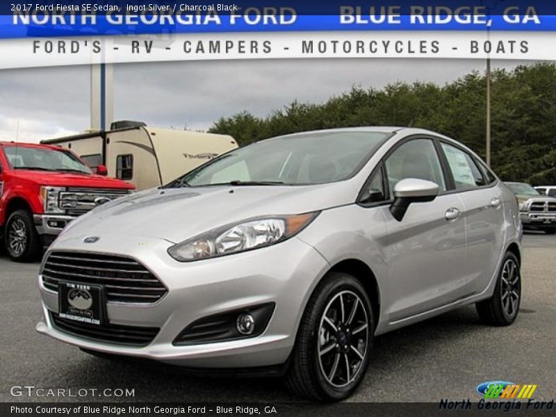 Ingot Silver / Charcoal Black 2017 Ford Fiesta SE Sedan