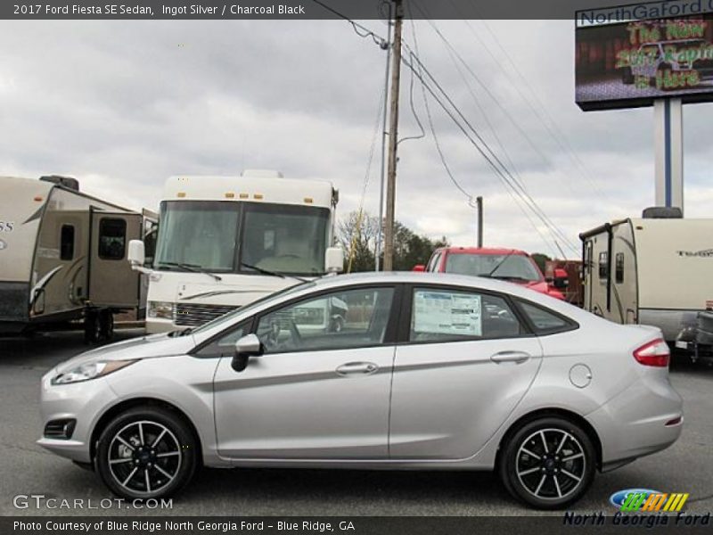 Ingot Silver / Charcoal Black 2017 Ford Fiesta SE Sedan